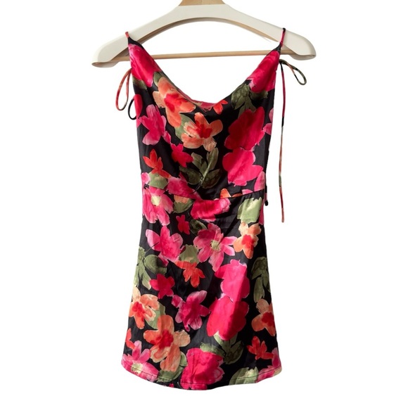 BB EXCLUSIVE LA Catch Cowl Neck Mini Dress Black Floral - Picture 6 of 13